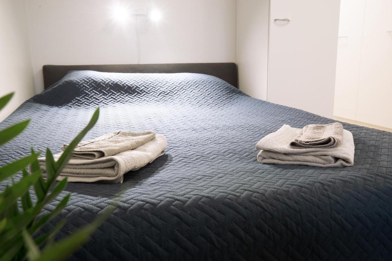 Lovely Northern Apartment, Parking เอาลู ภายนอก รูปภาพ