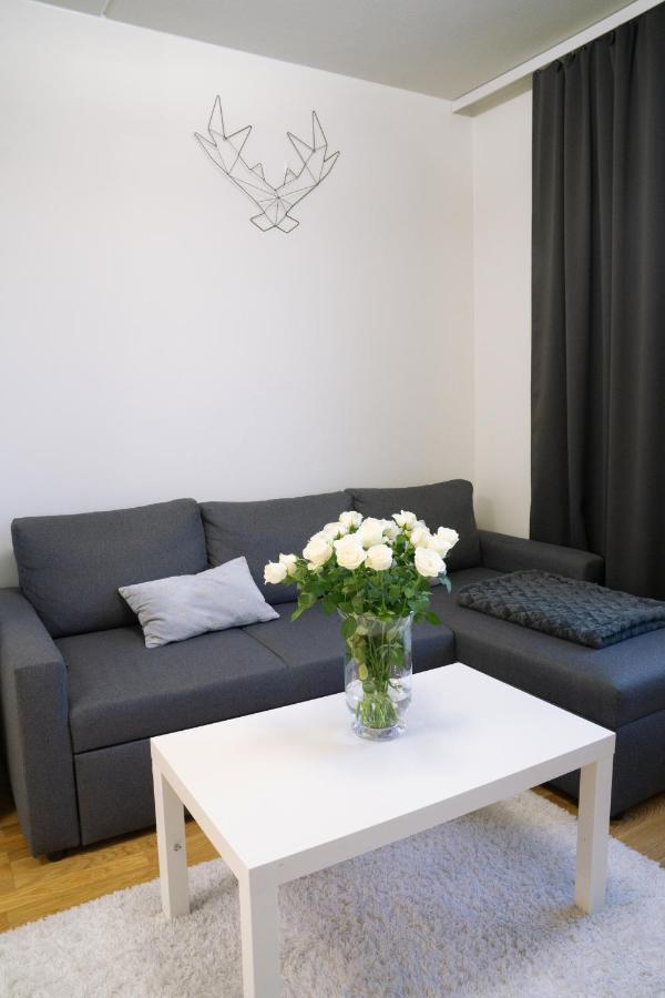 Lovely Northern Apartment, Parking เอาลู ภายนอก รูปภาพ